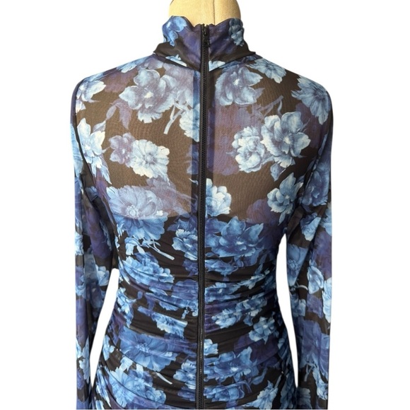 Alice + Olivia Delora Mesh Mini Dress in Dream Floral Royalty Print Blue 6 - Picture 8 of 11